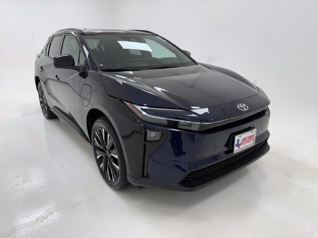 New 2027 Toyota bZ FWD image 2