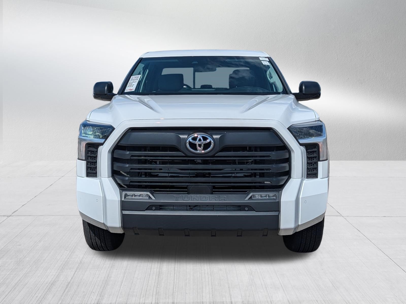 Used 2024 Toyota Tundra SR5 w/ SR5 Convenience Package AWD/4WD image 2