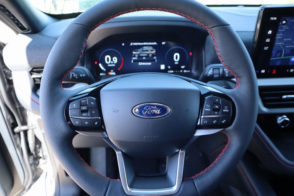 New 2026 Ford Explorer ST-Line w/ ST-Line Street Pack RWD image 3
