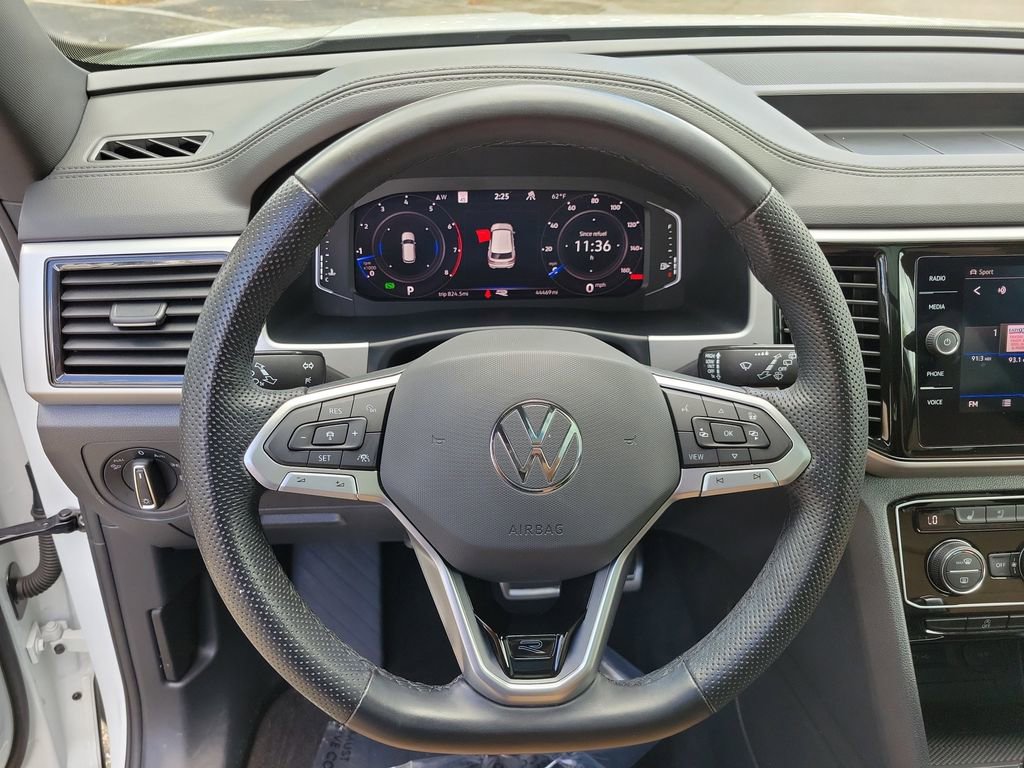 Used 2023 Volkswagen Atlas Cross Sport SEL Premium R-Line image 24