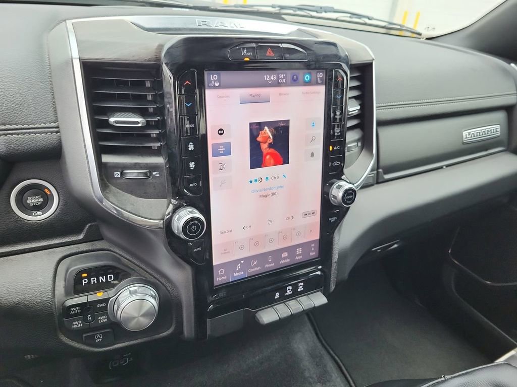 Used 2025 RAM 1500 Laramie image 12