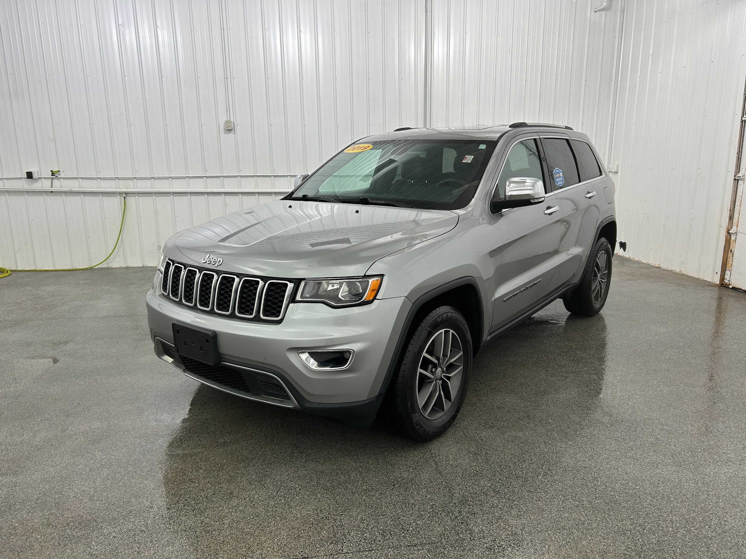 Used 2018 Jeep Grand Cherokee Limited AWD/4WD image 21