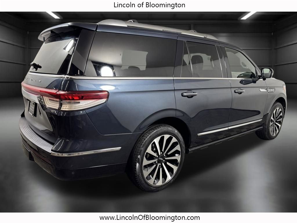 Certified 2022 Lincoln Navigator Reserve image 8