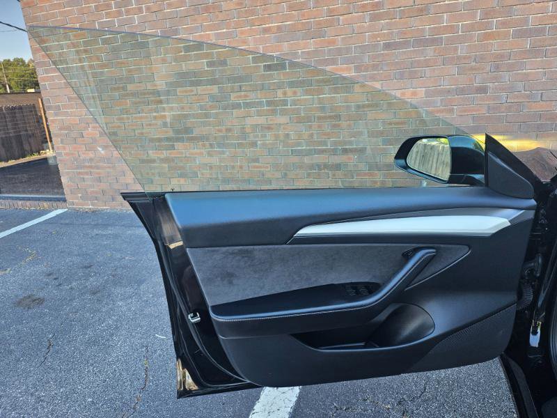 Used 2023 Tesla Model 3 Standard Range RWD image 33