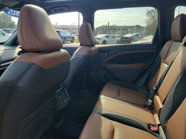 Used 2025 Subaru Forester Touring AWD/4WD image 31