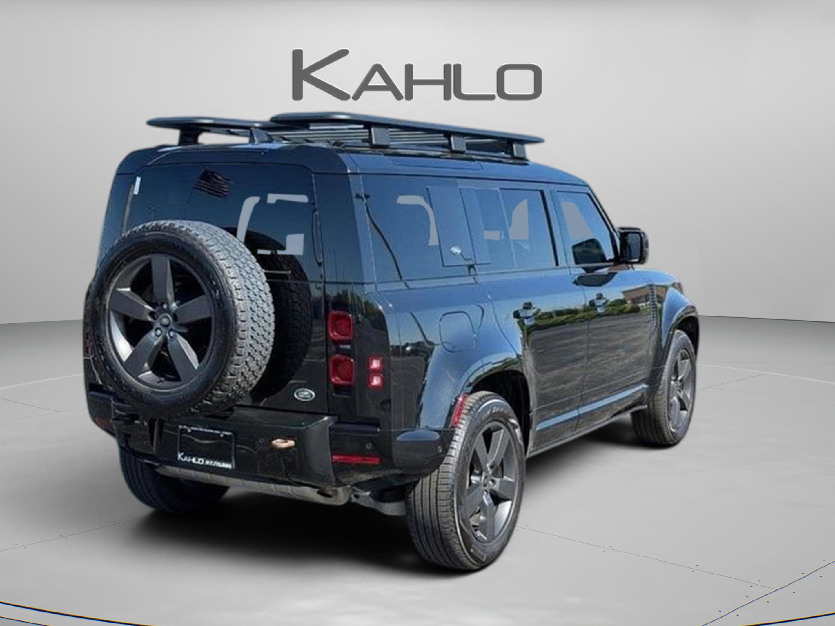 Used 2022 Land Rover Defender 110 X-Dynamic HSE AWD/4WD image 4