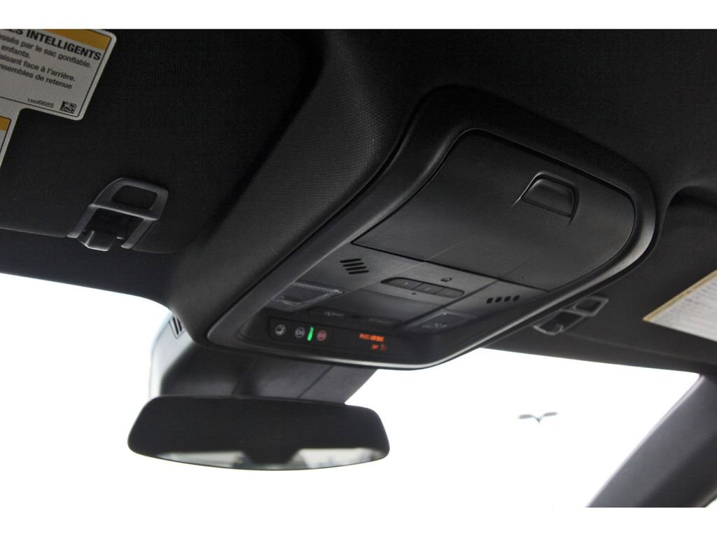 Used 2024 Cadillac XT4 Premium Luxury FWD image 27