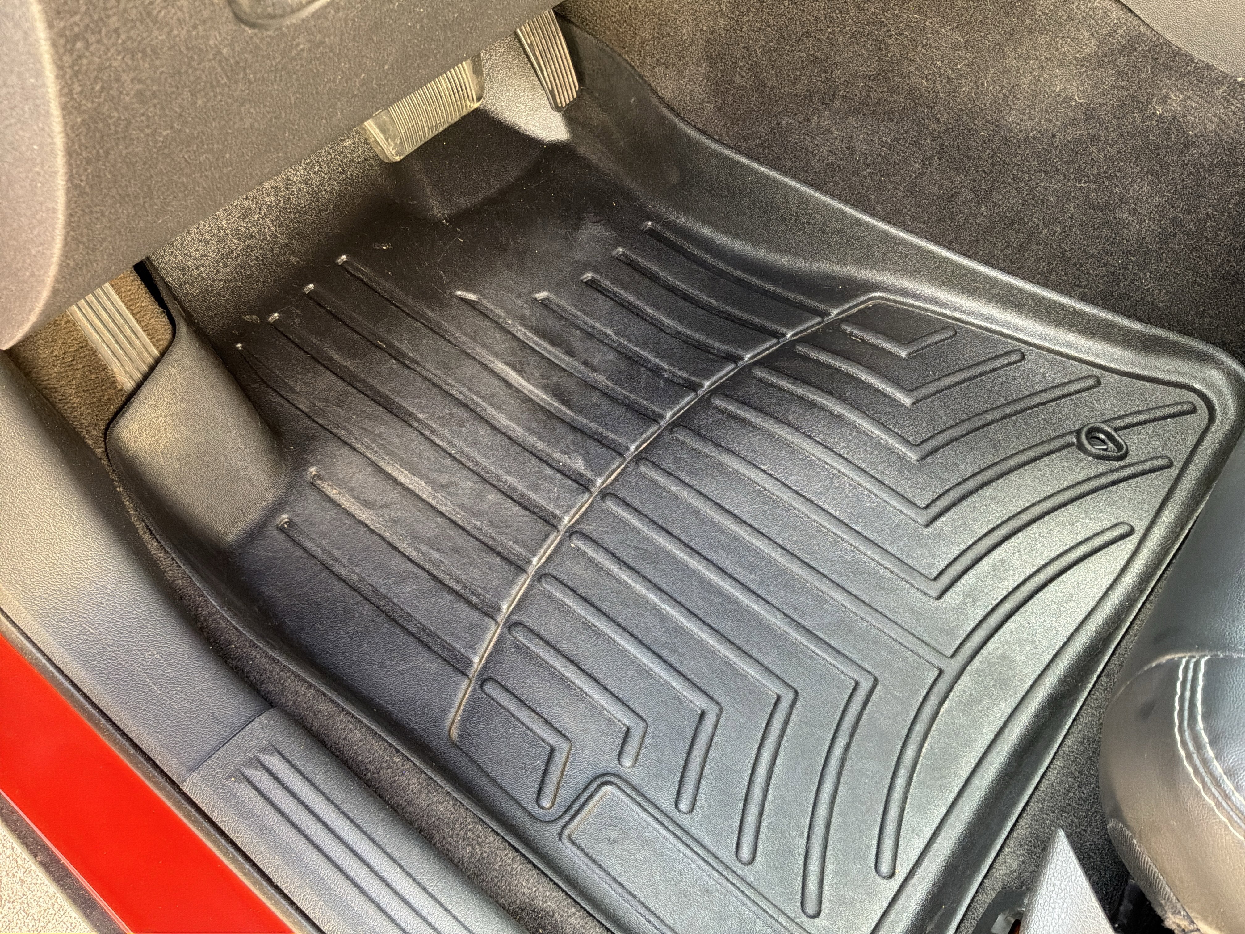 Used 2010 Dodge Challenger R/T image 17