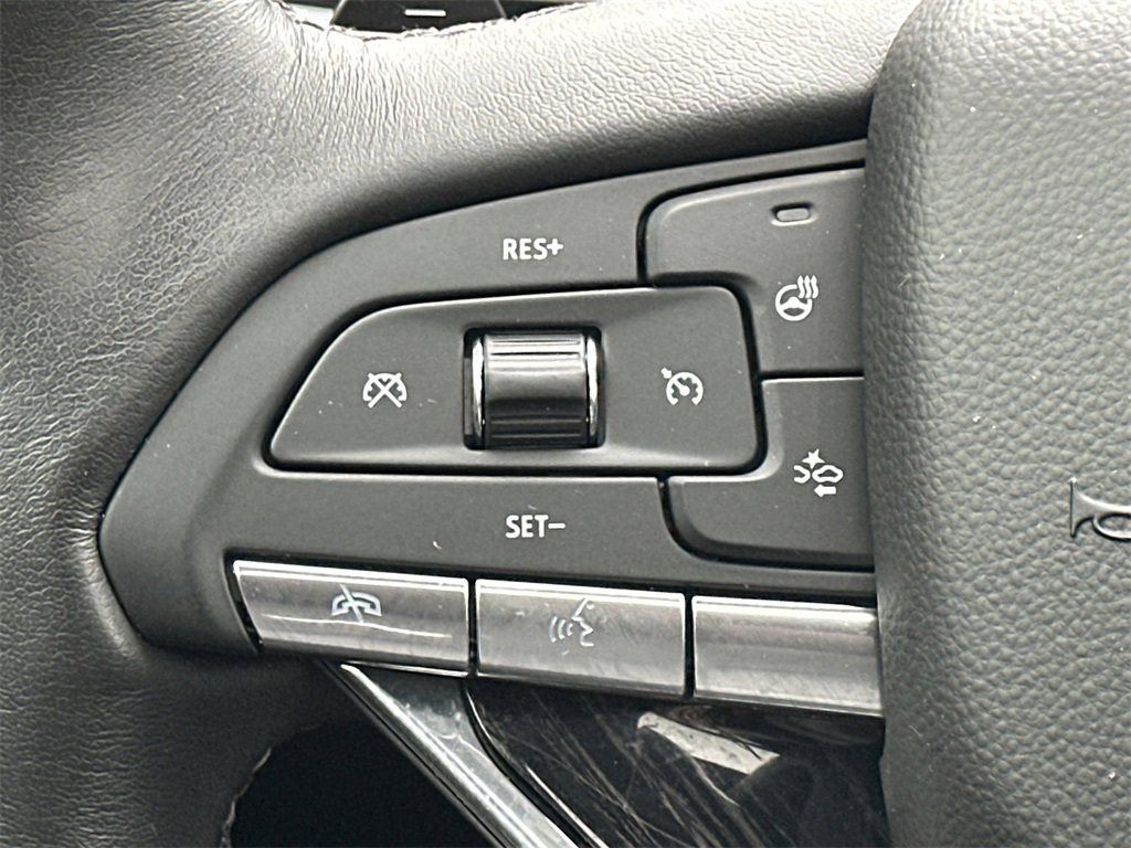 Used 2023 Cadillac XT6 Premium Luxury w/ Technology Package image 25