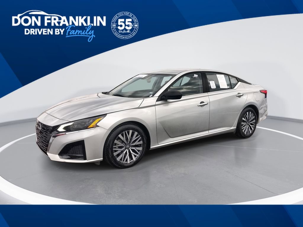 Used 2024 Nissan Altima 2.5 SV
