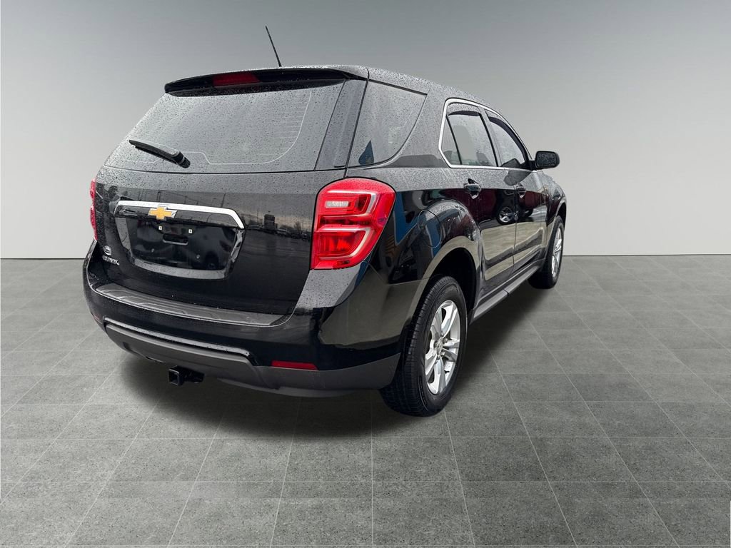 Used 2017 Chevrolet Equinox LS image 6
