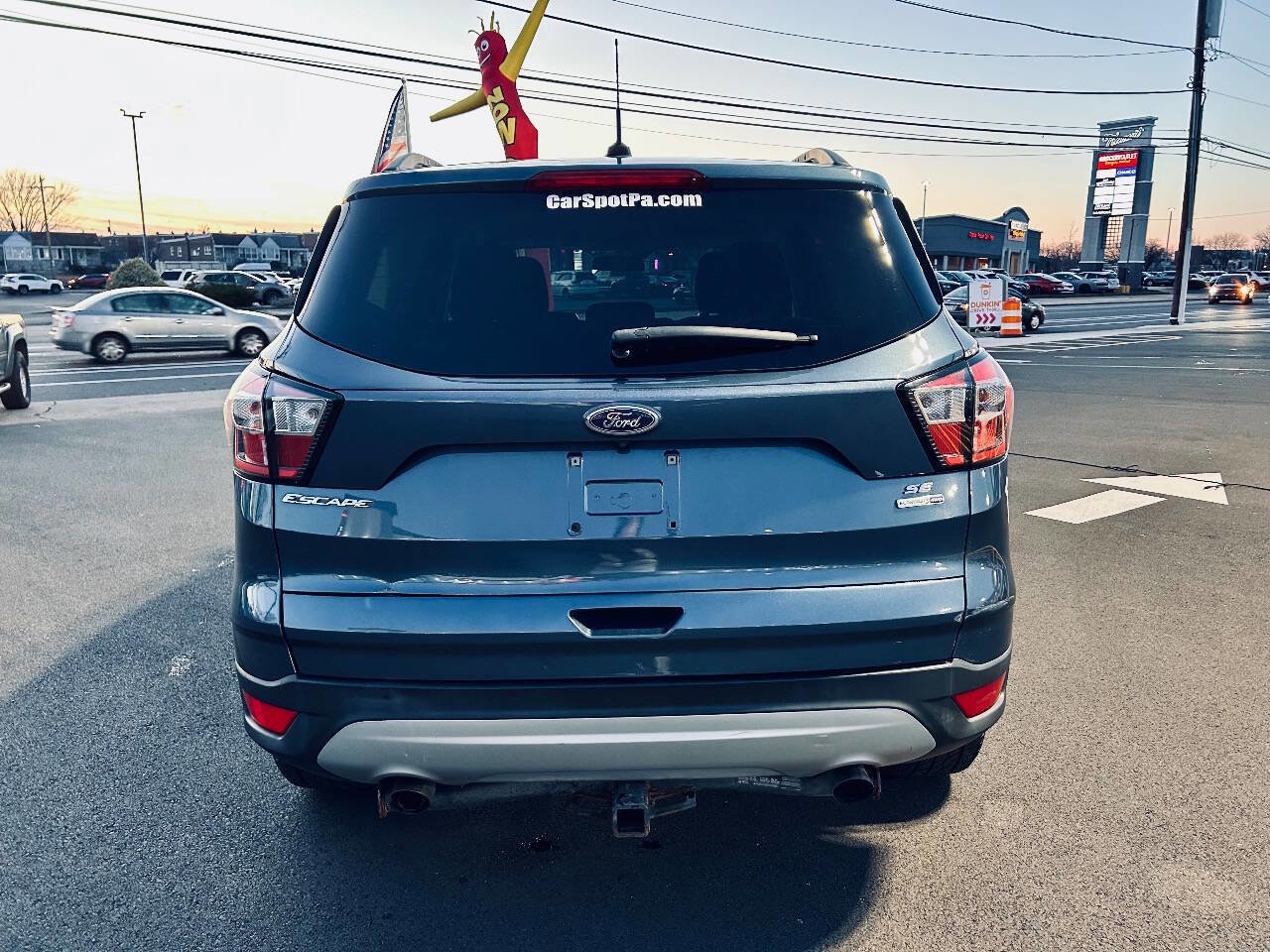 Used 2018 Ford Escape SE image 5