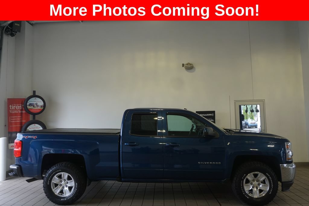 Used 2017 Chevrolet Silverado 1500 LT w/ All Star Edition AWD/4WD image 2