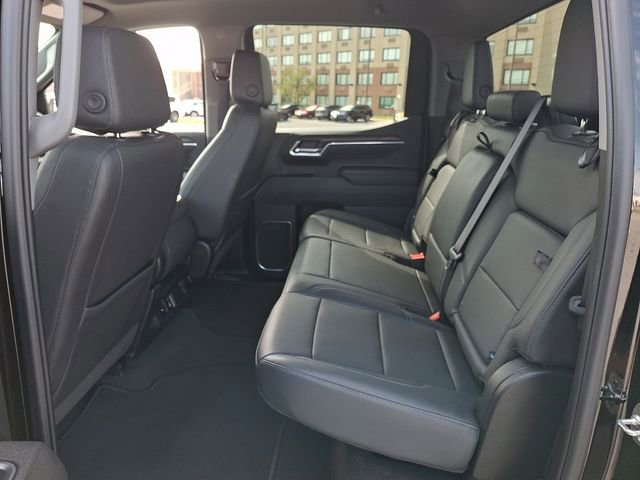 Certified 2025 GMC Sierra 1500 SLT AWD/4WD image 10