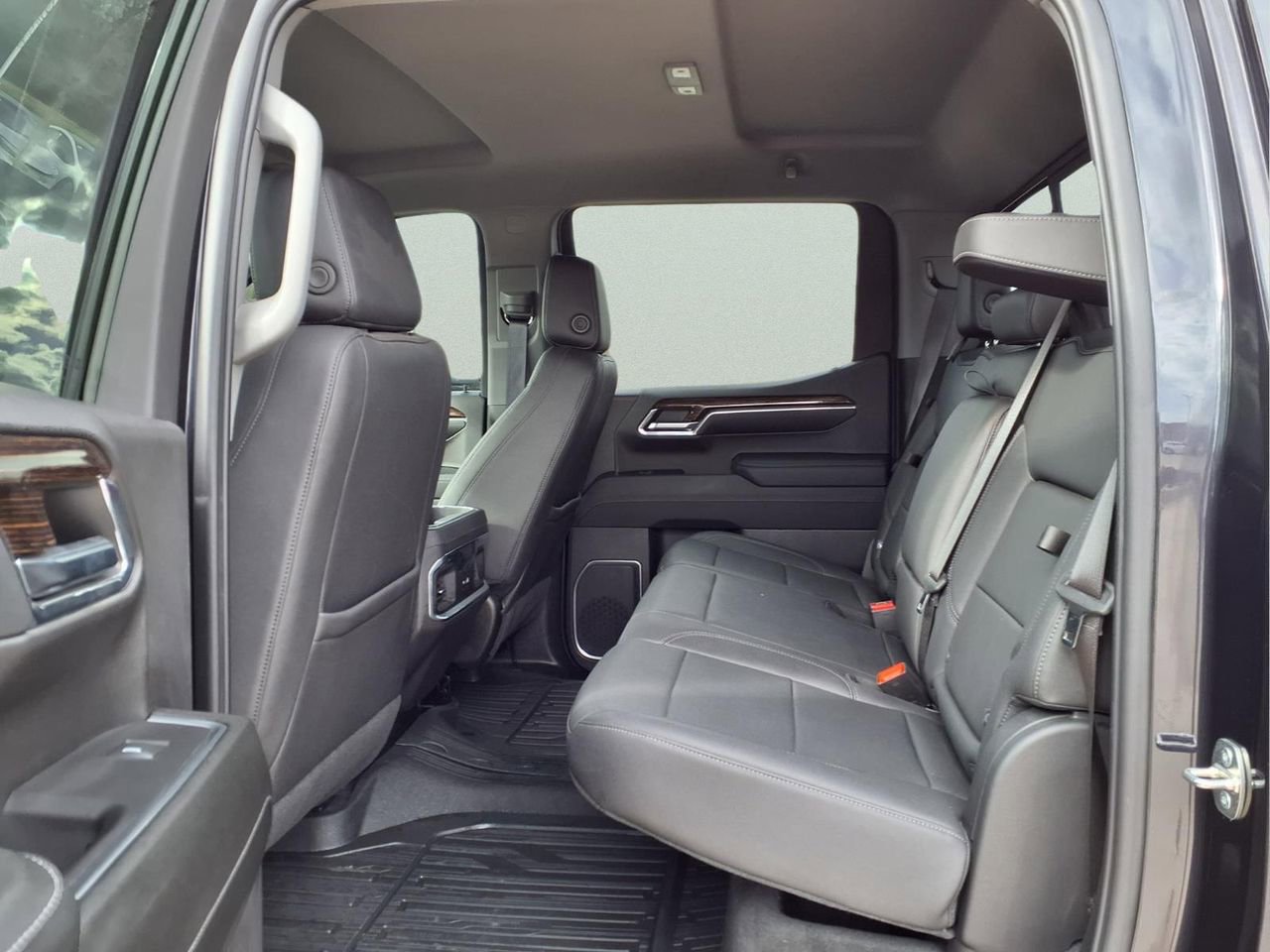 Used 2024 GMC Sierra 1500 Elevation w/ Elevation Premium Package image 11