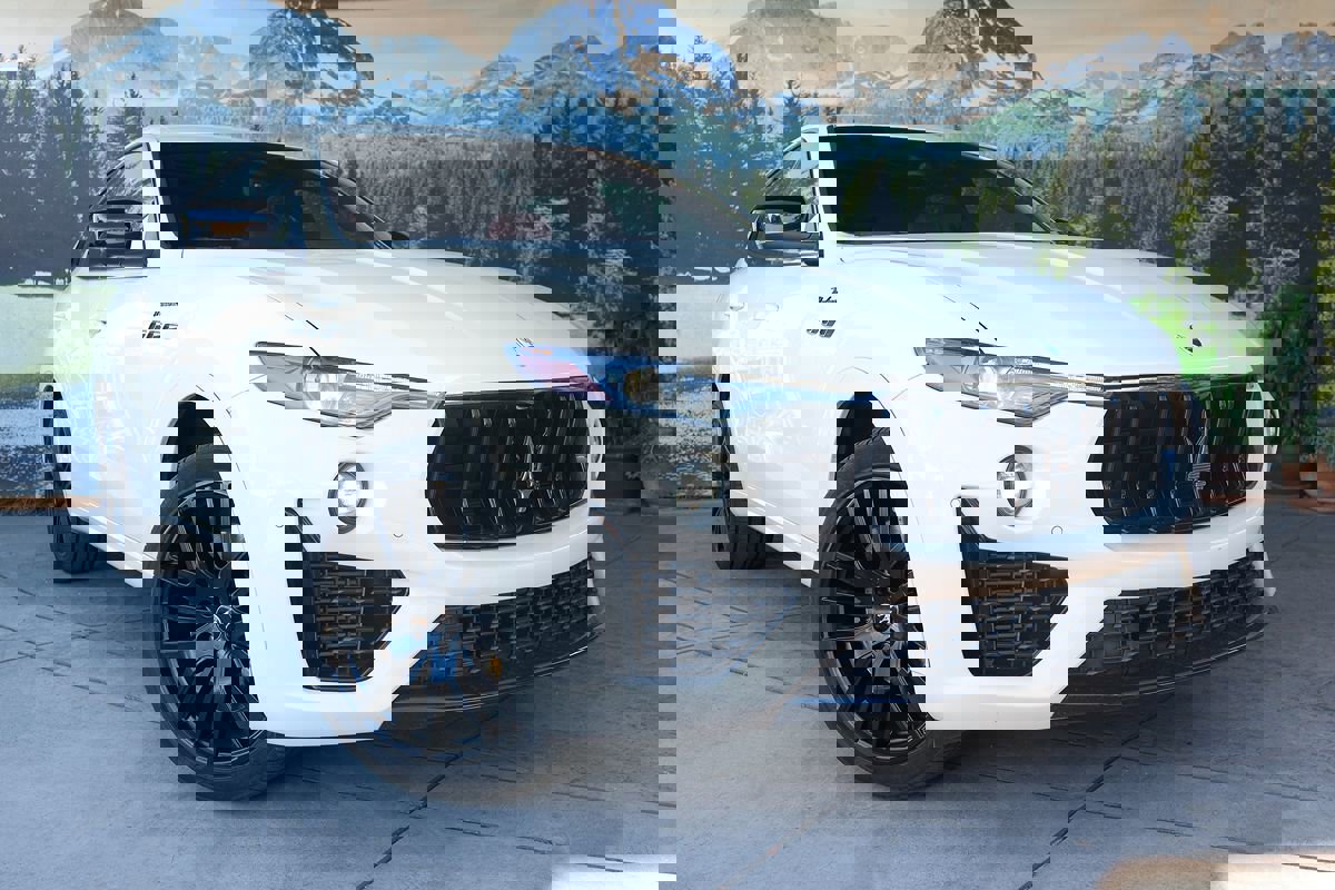 Used 2022 Maserati Levante Modena image 3