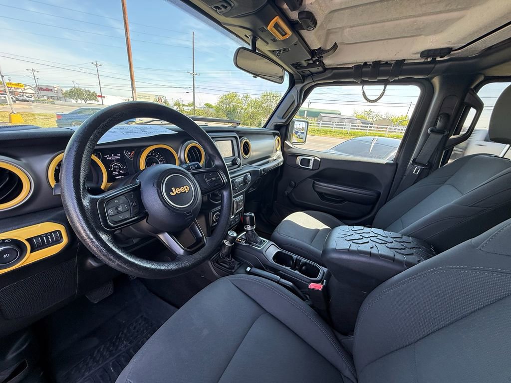 Used 2018 Jeep Wrangler Unlimited Sport image 14