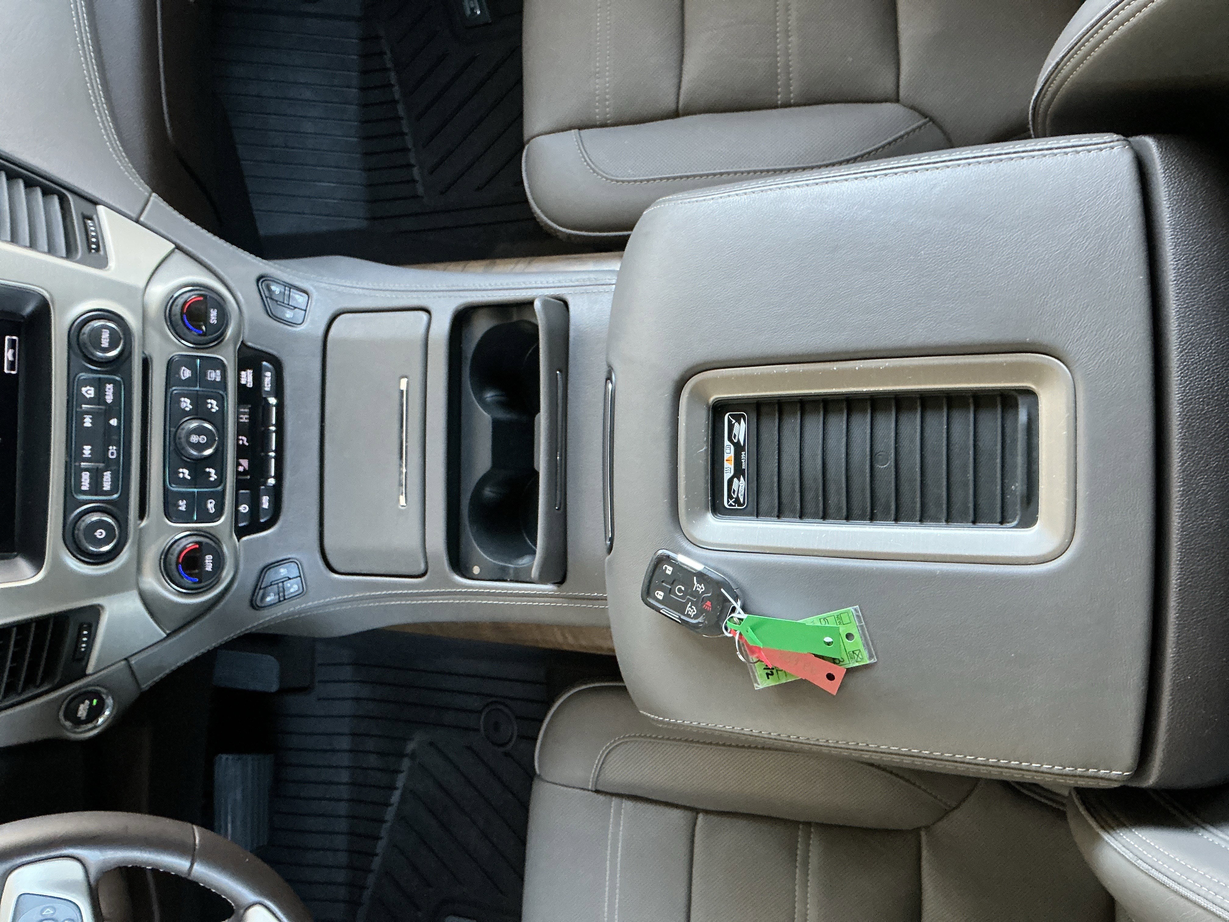 Used 2019 GMC Yukon XL Denali w/ Denali Ultimate Package image 11