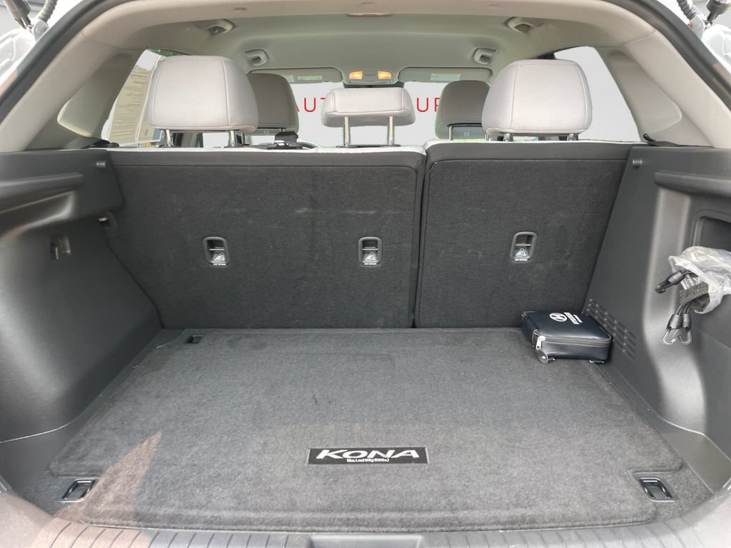 Used 2023 Hyundai Kona SEL w/ Cargo Package AWD/4WD image 15