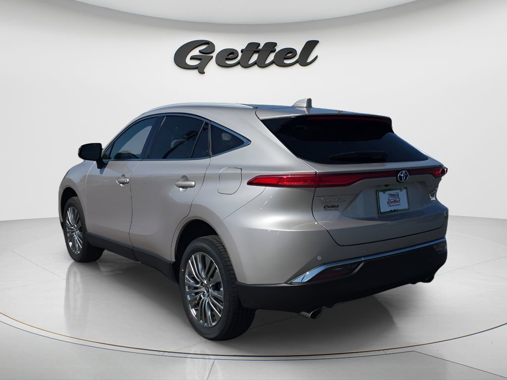 Used 2023 Toyota Venza XLE AWD/4WD image 7