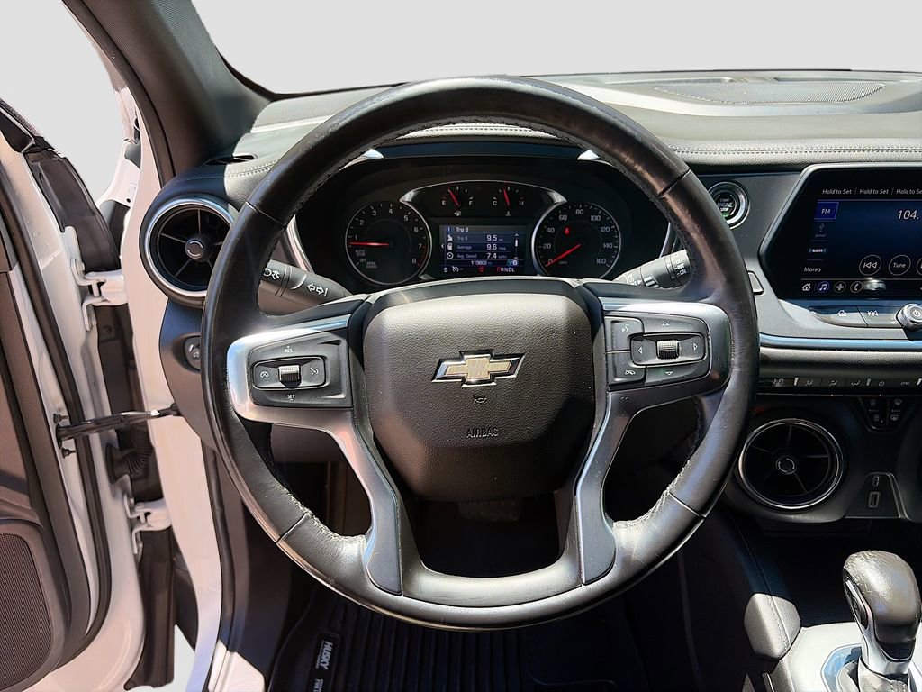 Used 2019 Chevrolet Blazer LT FWD image 11