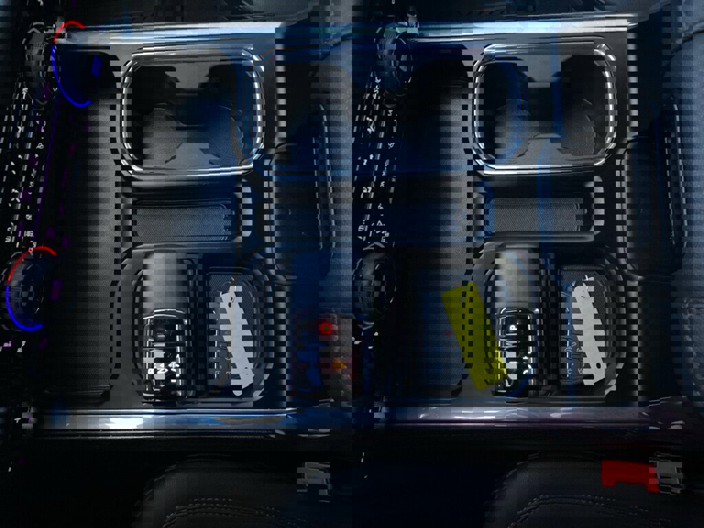 Used 2025 Chevrolet Silverado 1500 LT Trail Boss w/ Convenience Package II image 31