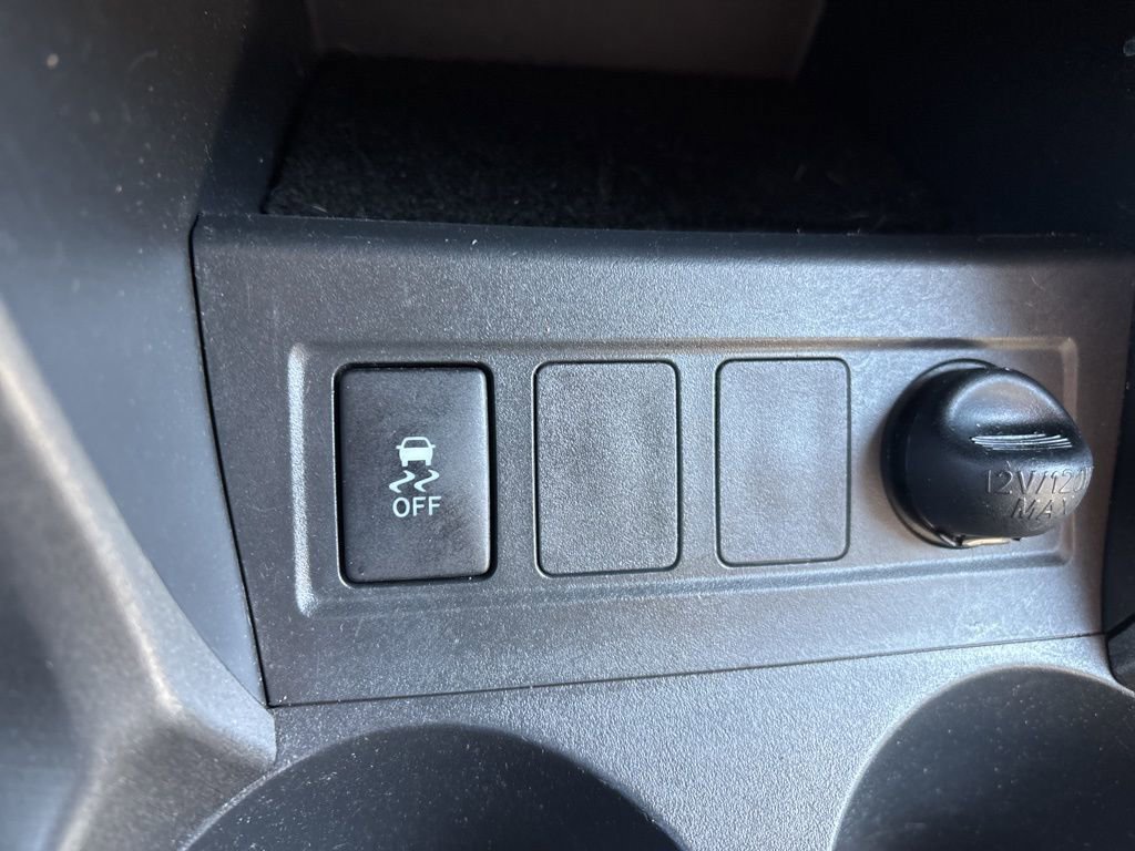 Used 2012 Toyota RAV4 FWD w/ Value Pkg image 16