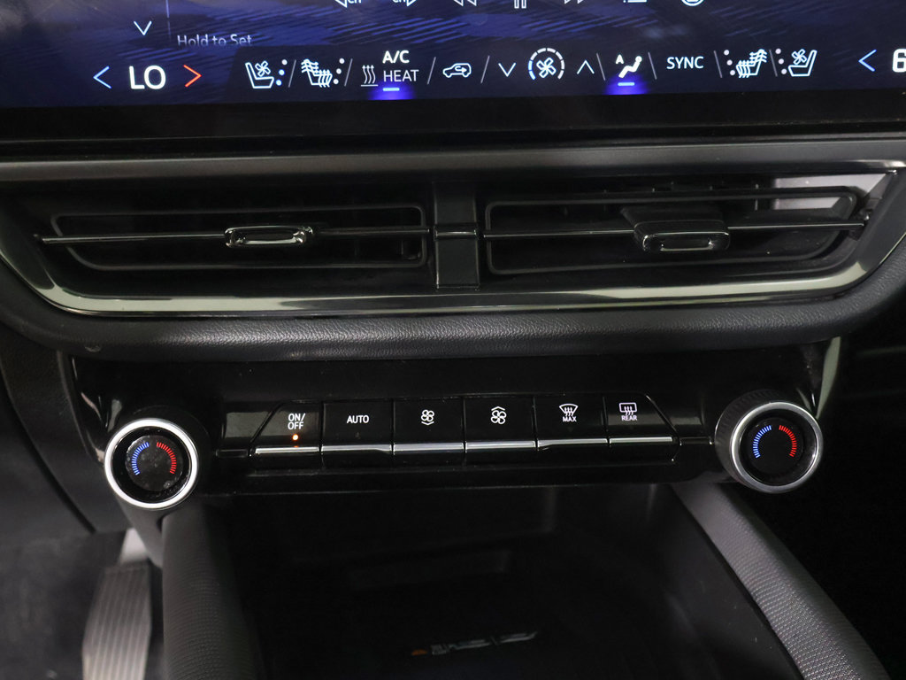 Used 2025 Chevrolet Equinox EV RS w/ Convenience Package II FWD image 50