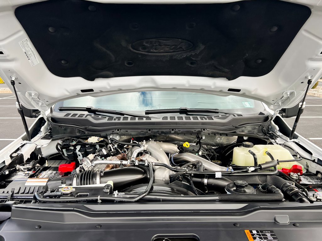 Used 2025 Ford F250 Platinum image 16