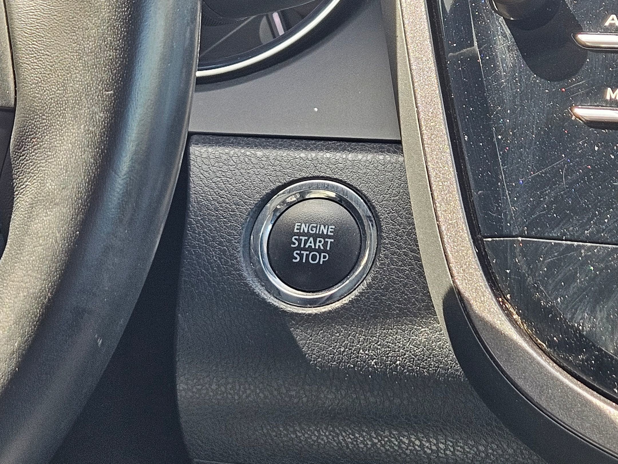 Used 2020 Toyota Camry SE w/ Convenience Package image 14