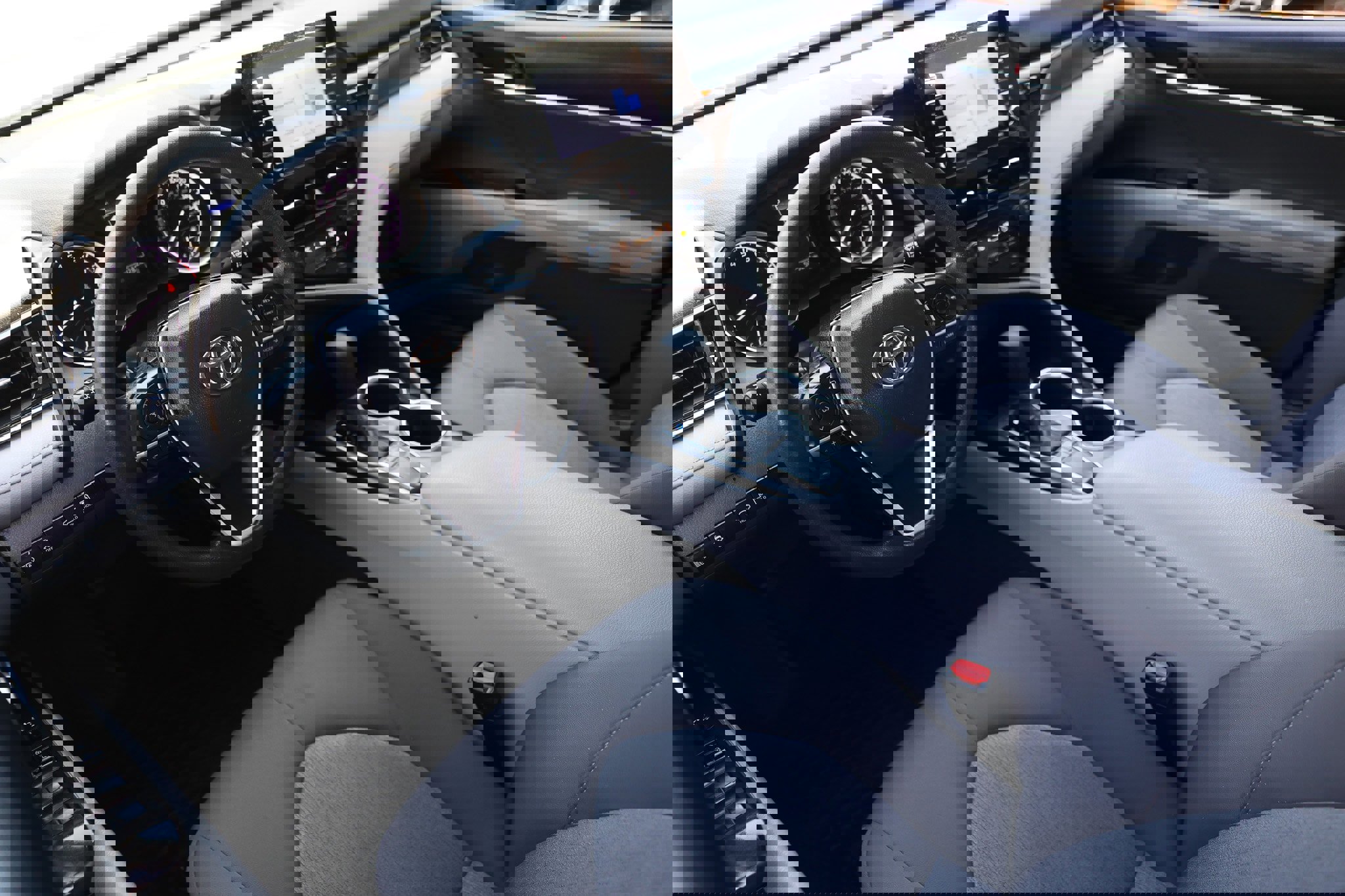 Used 2023 Toyota Camry LE image 6