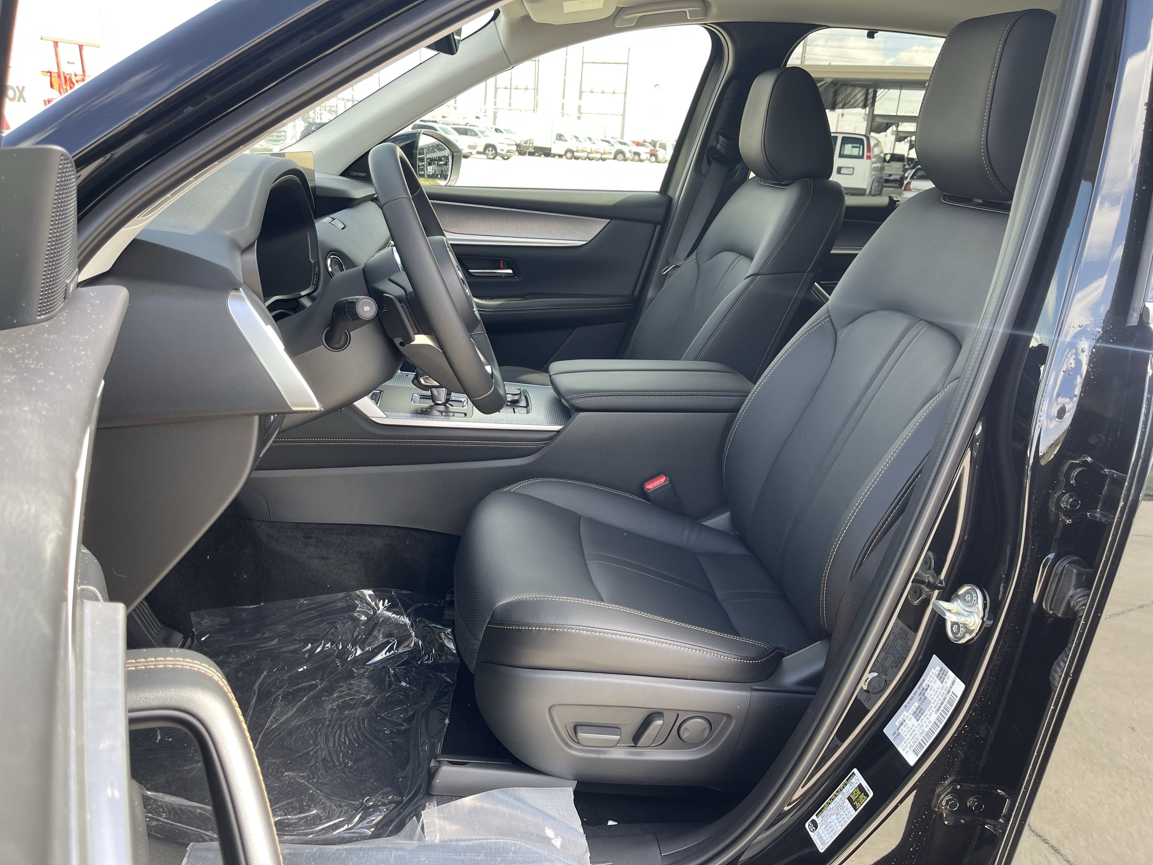 New 2025 MAZDA CX-70 3.3 Turbo w/ Premium Package image 7