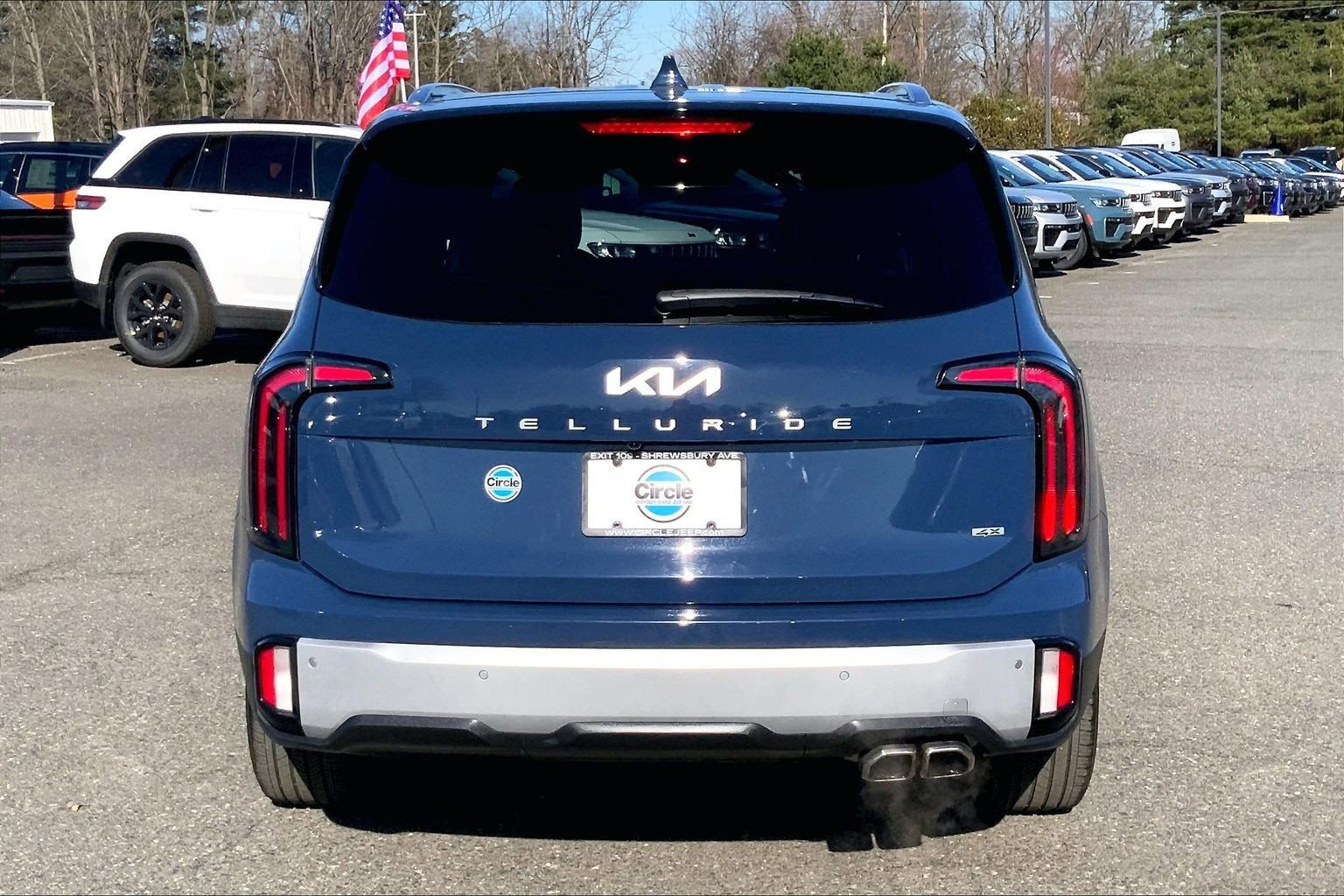 Used 2023 Kia Telluride SX image 4