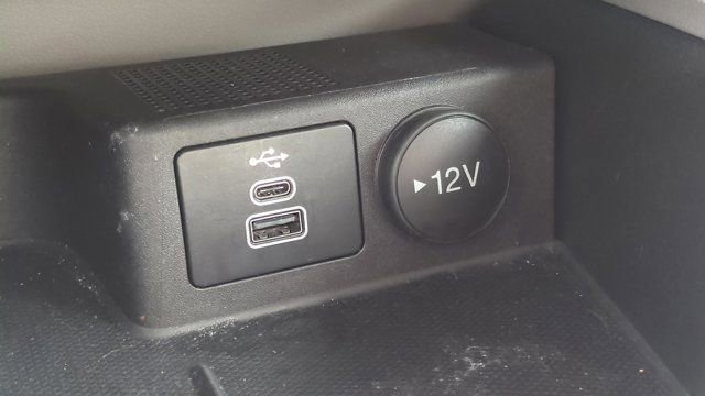 Used 2024 Ford Escape Active image 17