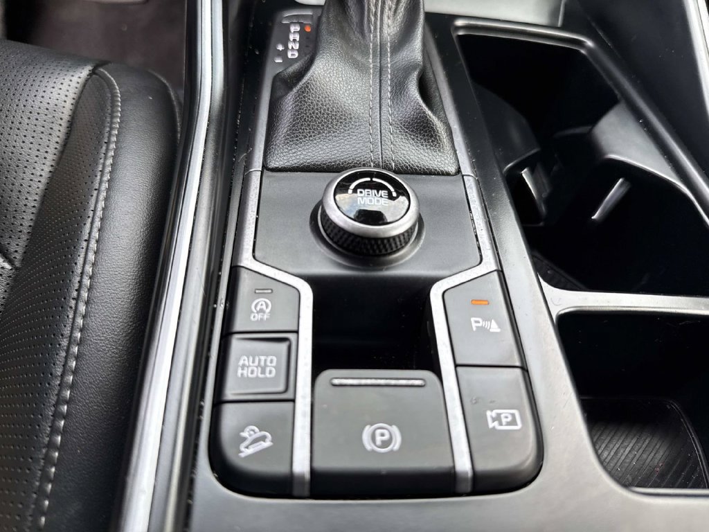 Used 2024 Kia Sorento S FWD image 32