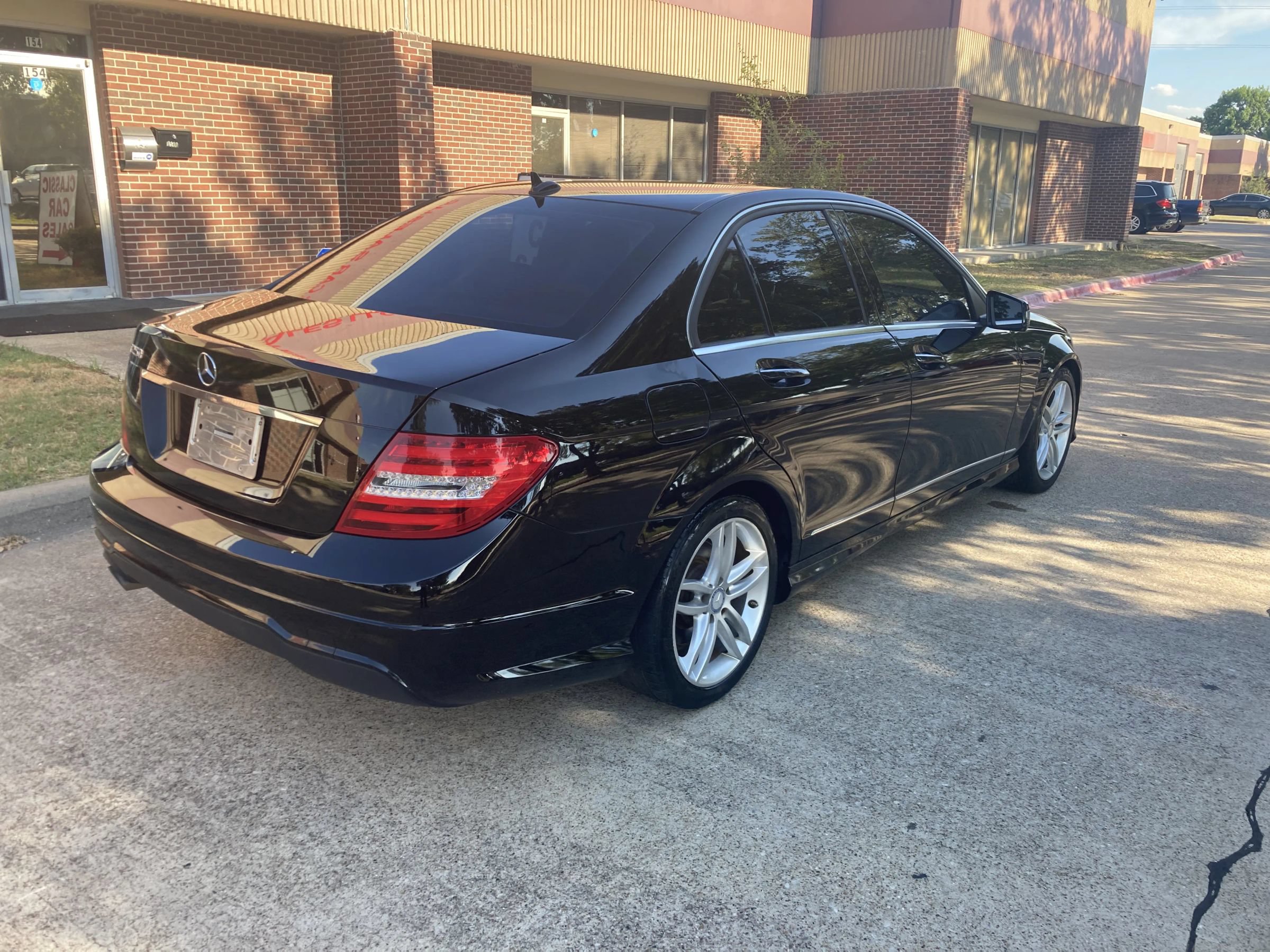 Used 2014 Mercedes-Benz C 250 Sedan w/ Premium 1 Package image 2