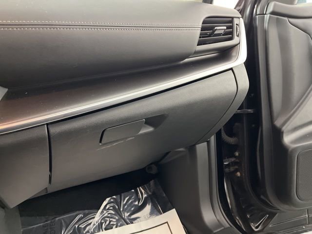 Used 2024 Nissan Rogue SV image 34