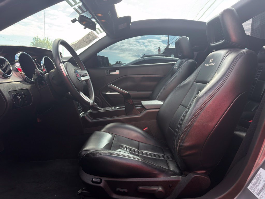 Used 2006 Ford Mustang GT RWD image 22