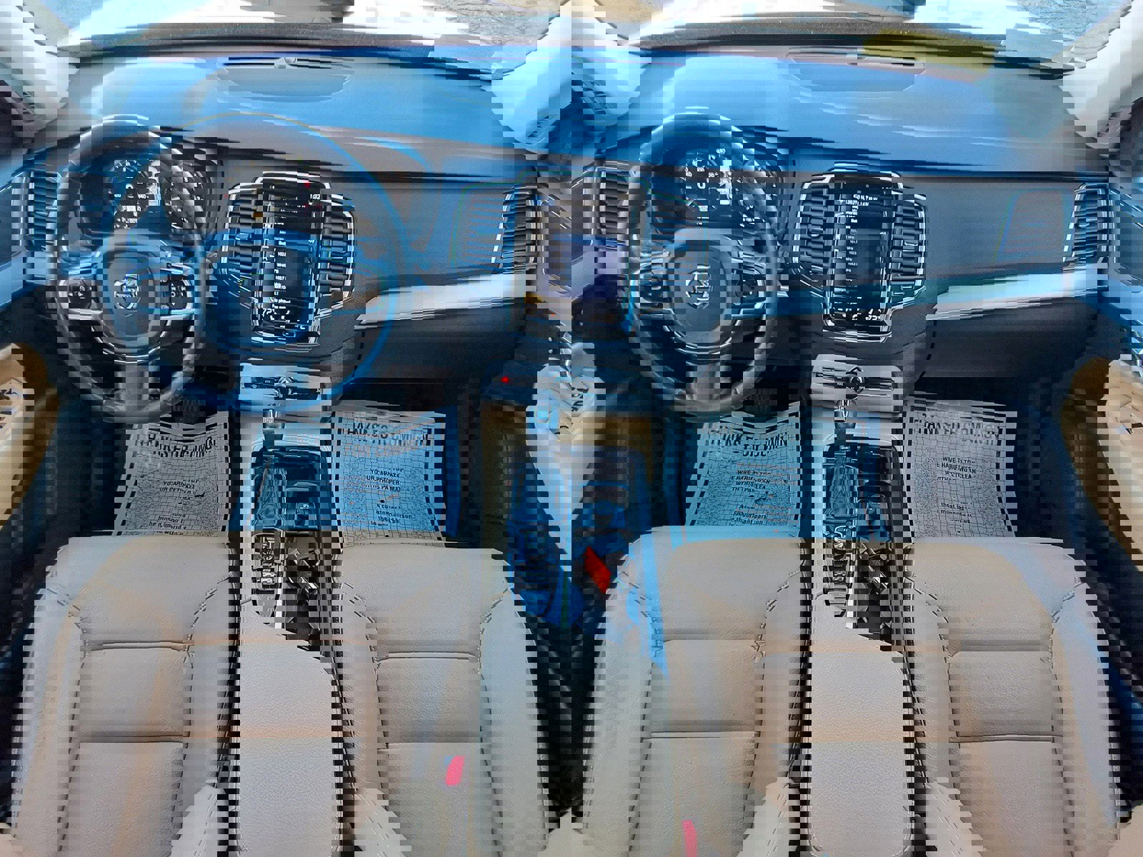 Used 2016 Volvo XC90 T5 Momentum image 9