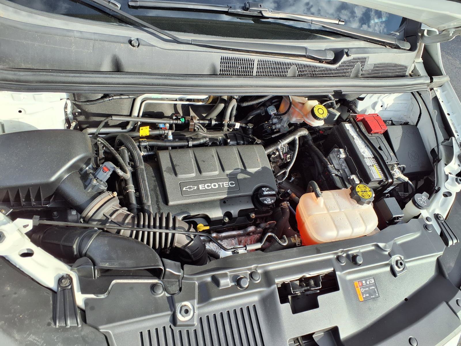 Used 2020 Chevrolet Trax LT w/ LT Convenience Package image 29