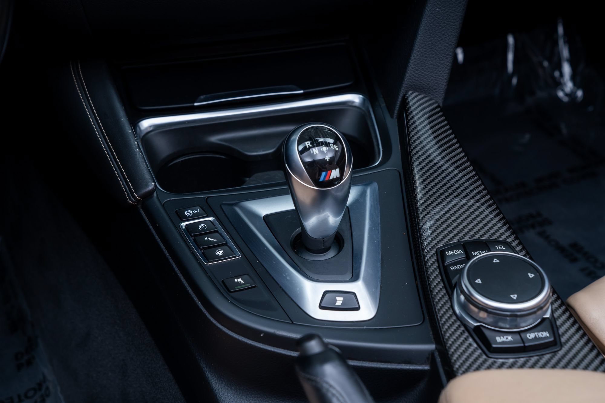 Used 2016 BMW M4 Convertible RWD image 14