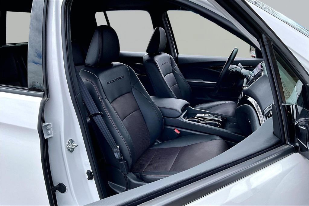 Certified 2024 Honda Ridgeline Black Edition image 22
