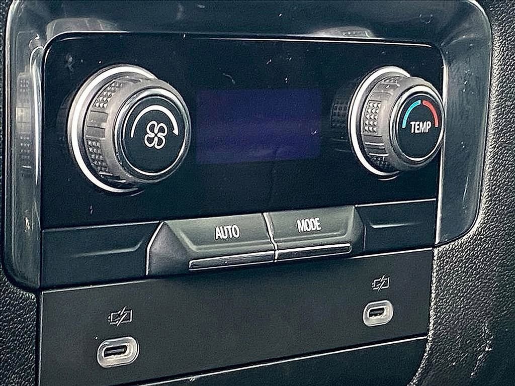 Used 2024 Chevrolet Tahoe LT image 26