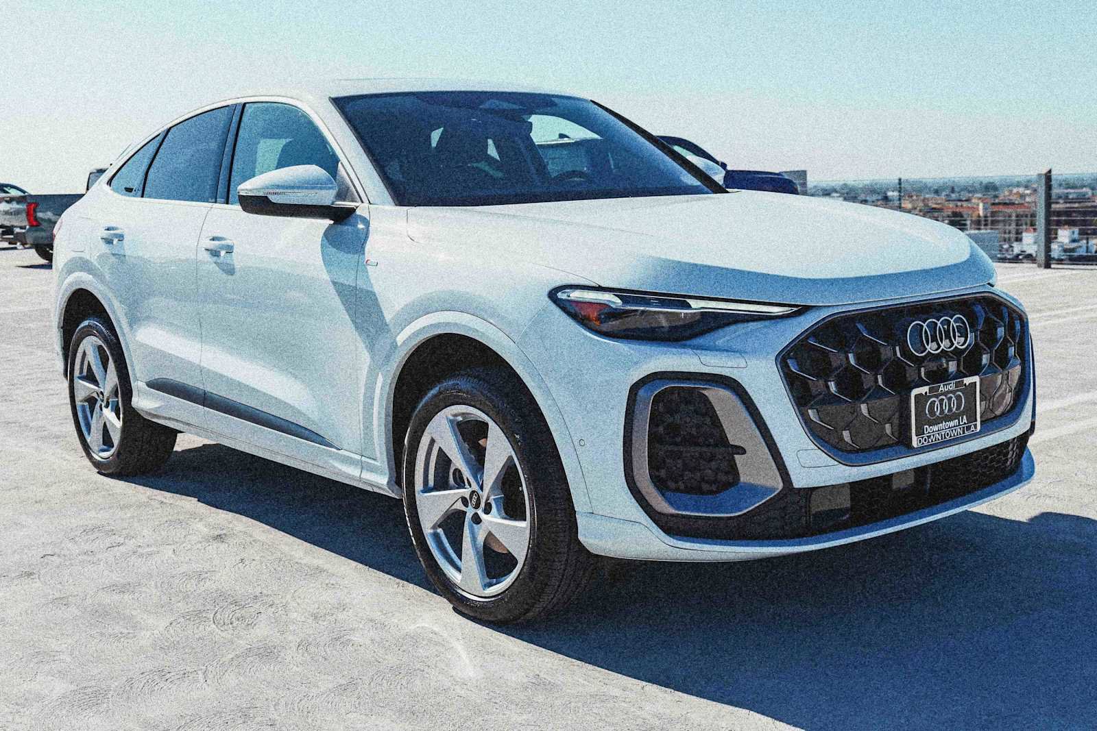 New 2025 Audi Q5 Premium Plus image 4