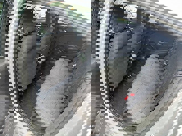 Used 2017 Chevrolet Cruze LT w/ Convenience Package image 13