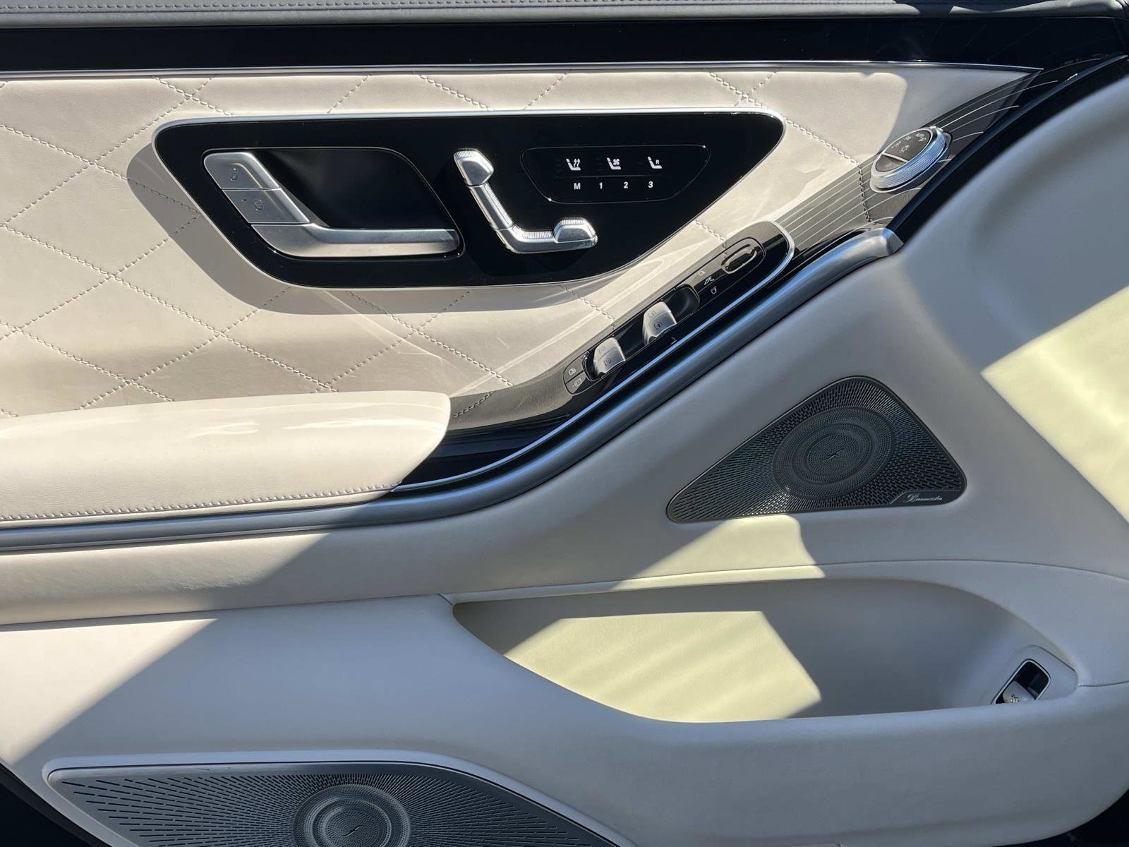 Used 2023 Mercedes-Benz S 580e 4MATIC Sedan image 21