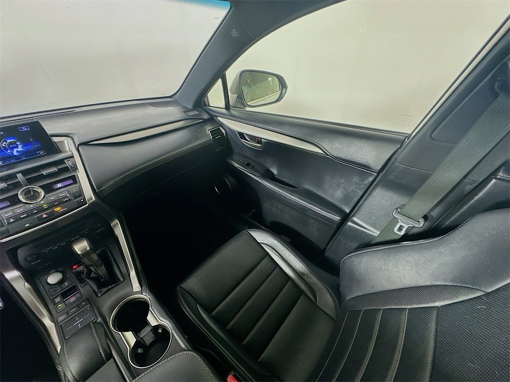 Used 2015 Lexus NX 200t FWD image 11