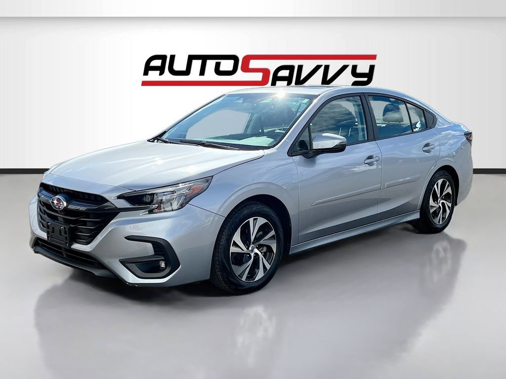 Used 2023 Subaru Legacy Premium image 3