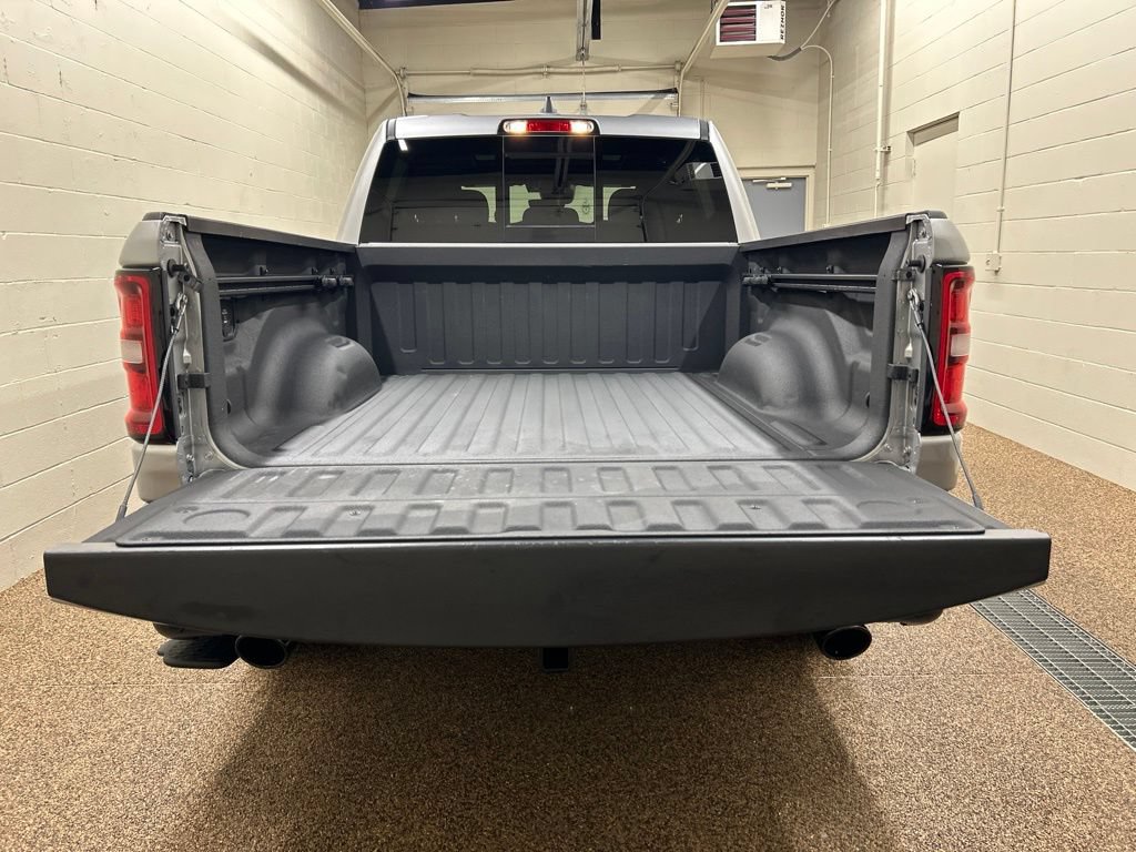 Used 2025 RAM 1500 Big Horn AWD/4WD image 13