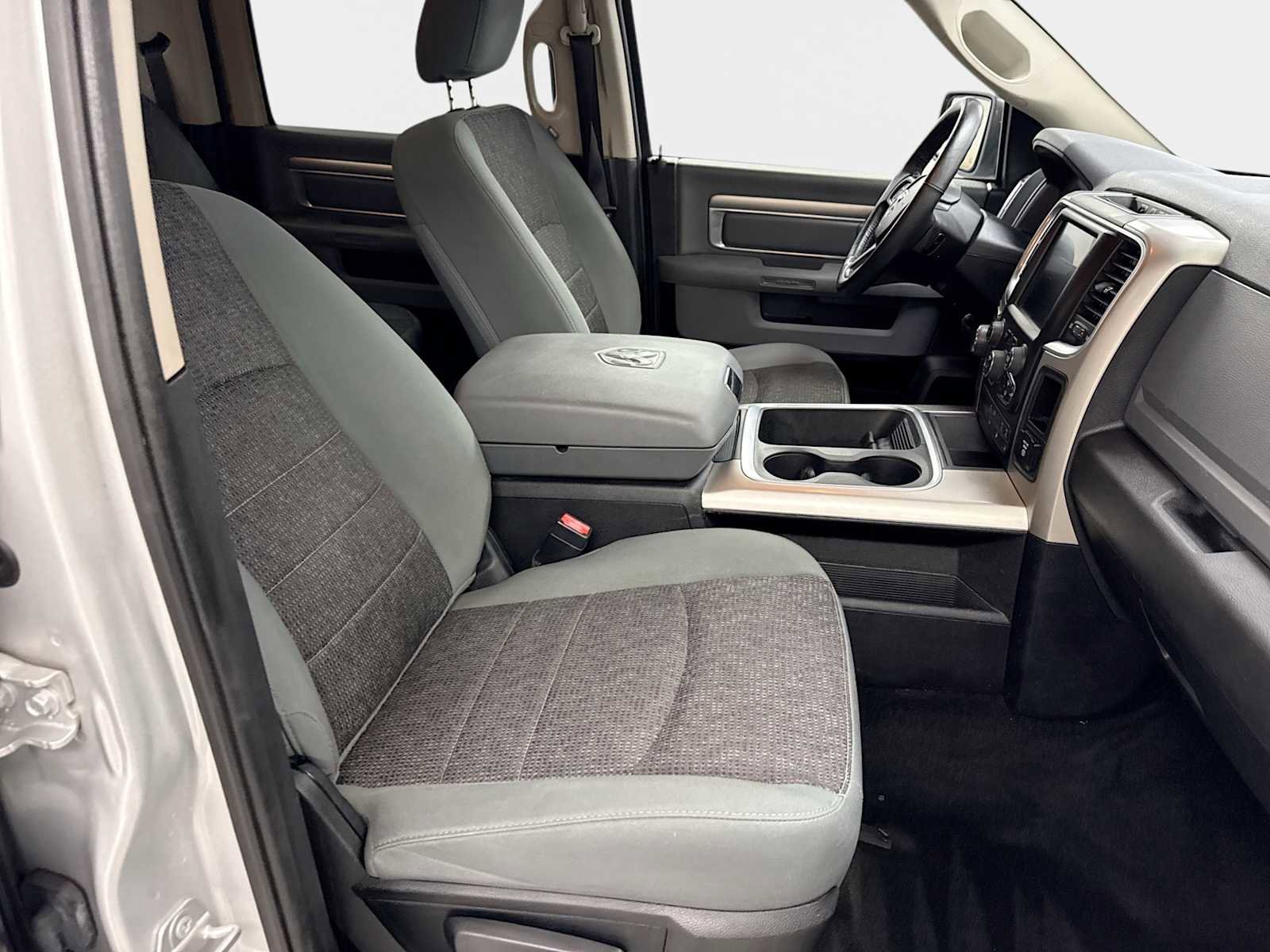 Used 2017 RAM 1500 Big Horn AWD/4WD image 30